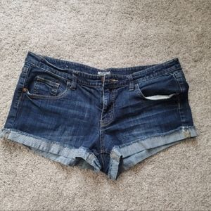 Mossimo mid rise Jean shorts